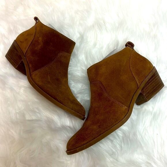 LUCKY BRAND Suede Toffee Ankle Booties Zip Sides Womens 8 D18 - Picture 1 of 7